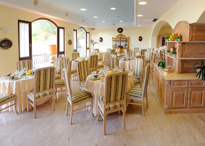 L'ottava 3* 蒙特孔帕特里